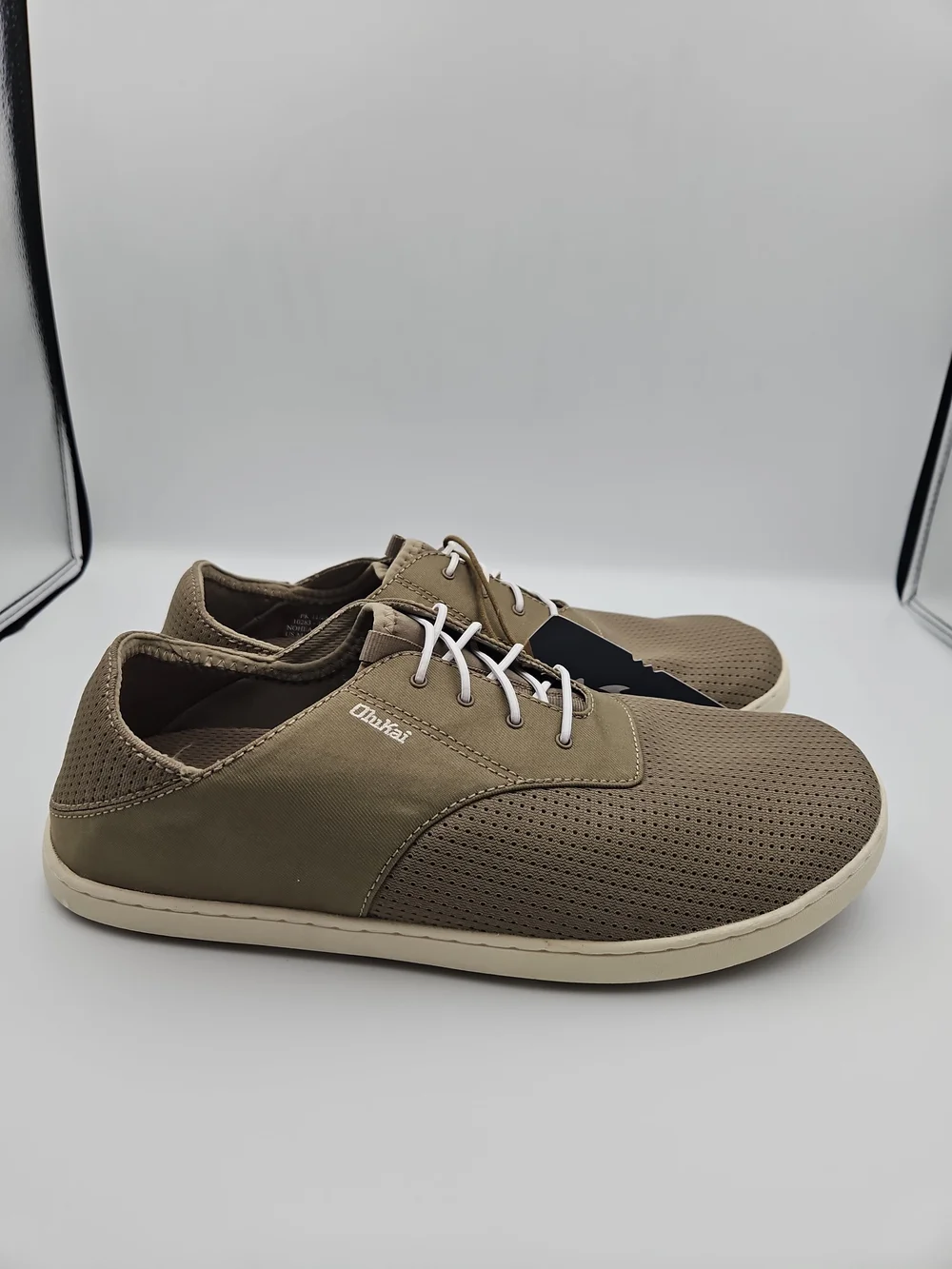 OluKai casual sneaker
